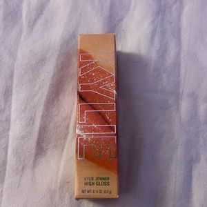 KYLIE Jenner High Gloss in Diva